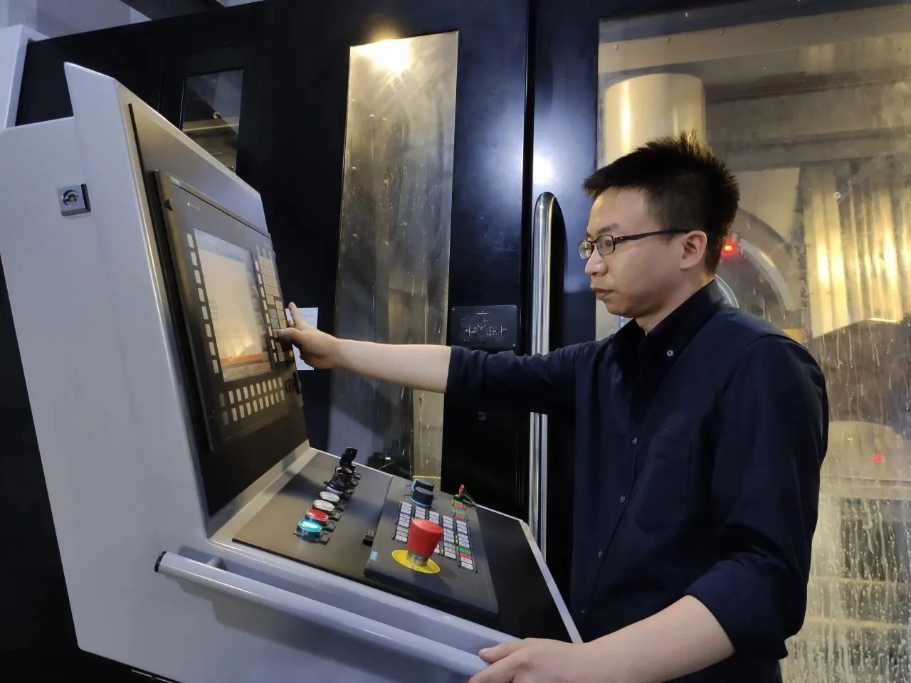 �����Ԅ�(chu��ng  )��֮���Ƽ��g(sh��)֮����...